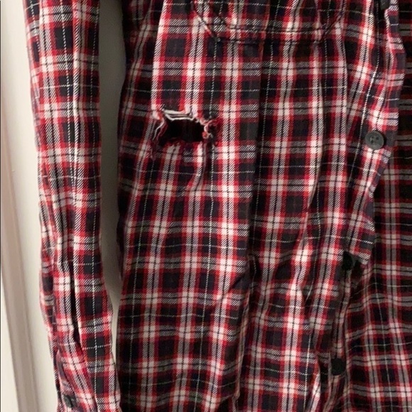 Lightly used LF FURST OF A KIND FLANNELBUTTON DOWN - Picture 3 of 8